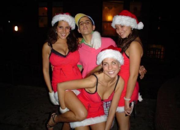 Les meres noel n ont pas peur du froid ! Part 6